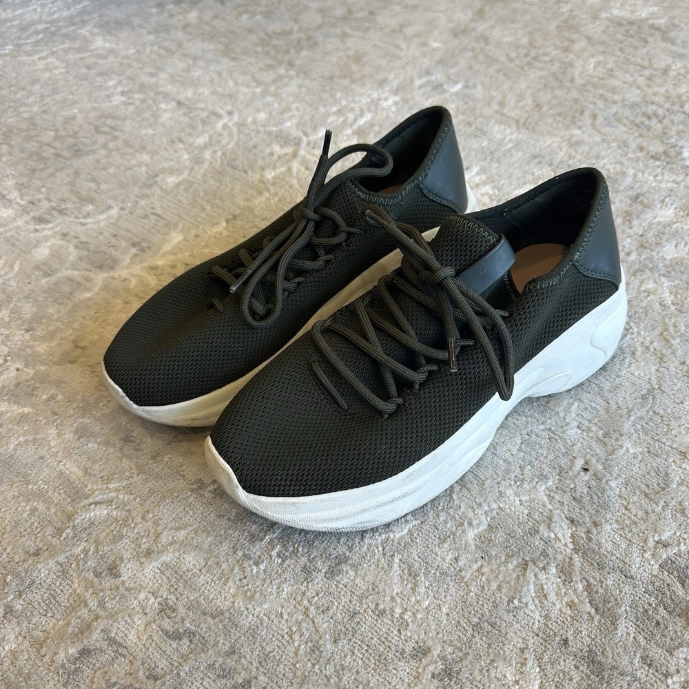 Steve Madden‎ Chatter Olive Lace-up Platform Sneakers Women's US 8 M